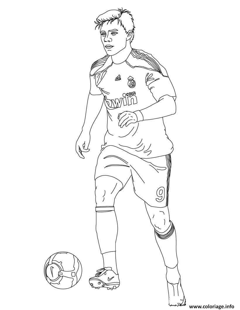 football xabi joueur de foot real madrid jpg jpg